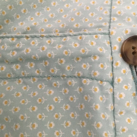 Light green yellow floral shorts size 10 - Picture 2 of 3